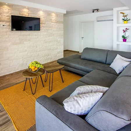 Villa Vista Sul Quarnero By Interhome